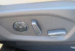 2016 Ford Explorer - Image 53