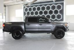 Thumbnail of 2019 Toyota Tacoma