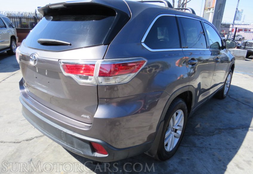 2016 Toyota Highlander - Image 6