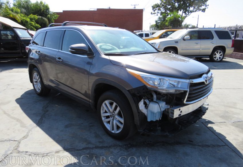 2016 Toyota Highlander - Image 4