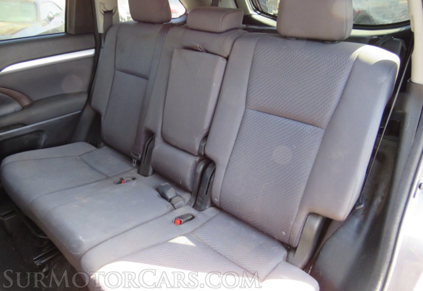 2016 Toyota Highlander - Image 31