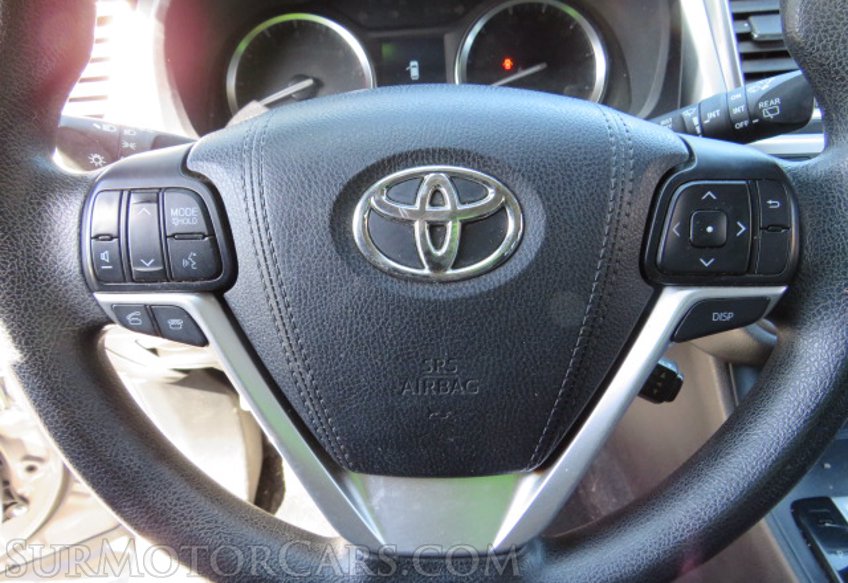 2016 Toyota Highlander - Image 38