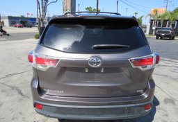 2016 Toyota Highlander - Image 10
