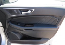 2015 Ford Edge - Image 46