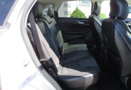 2015 Ford Edge - Image 25