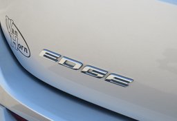 2015 Ford Edge - Image 17