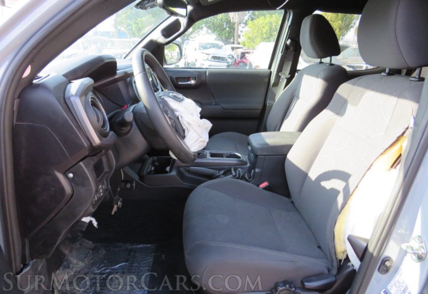 2019 Toyota Tacoma - Image 26
