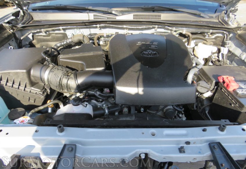 2019 Toyota Tacoma - Image 50