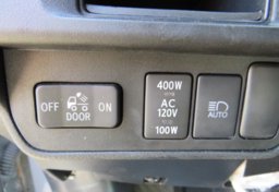 2019 Toyota Tacoma - Image 40