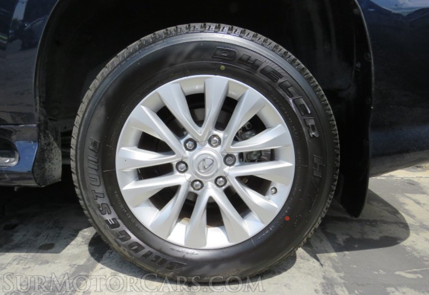 2021 Lexus GX - Image 19