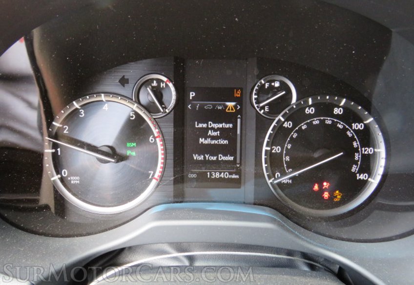 2021 Lexus GX - Image 35