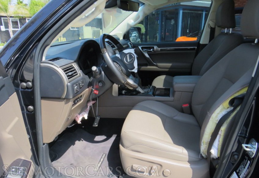 2021 Lexus GX - Image 24