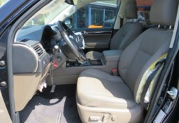 2021 Lexus GX - Image 22