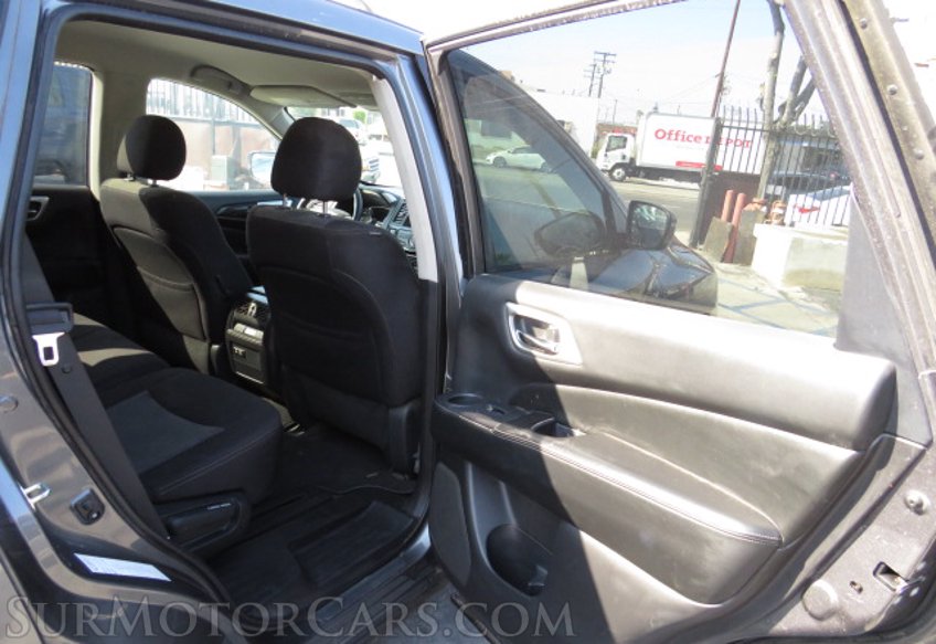 2019 Nissan Pathfinder - Image 28