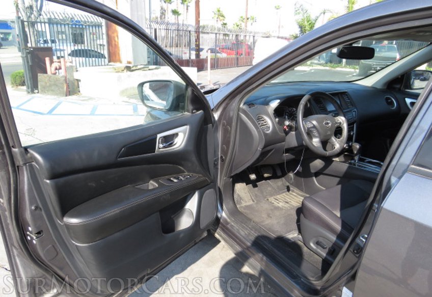 2019 Nissan Pathfinder - Image 21