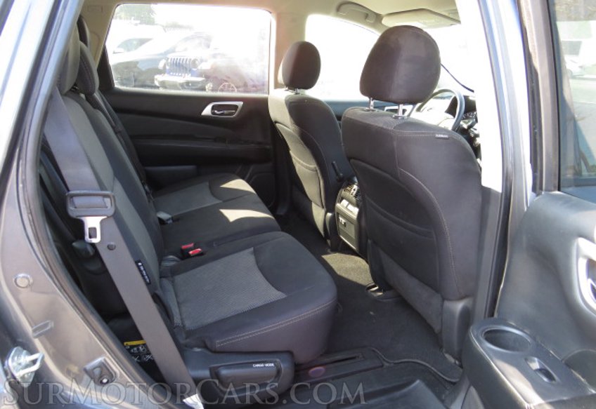 2019 Nissan Pathfinder - Image 29