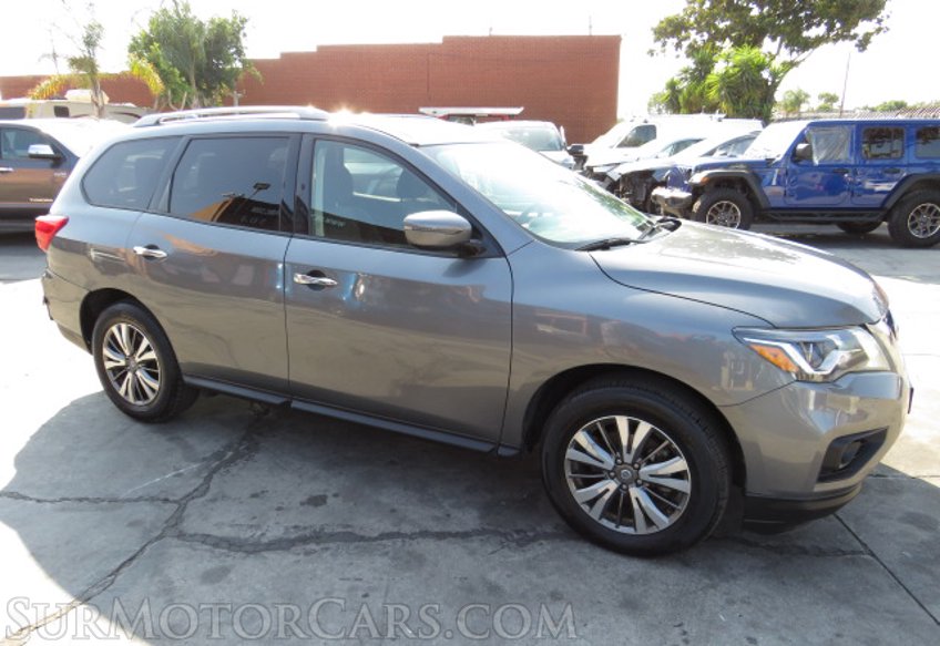 2019 Nissan Pathfinder - Image 4