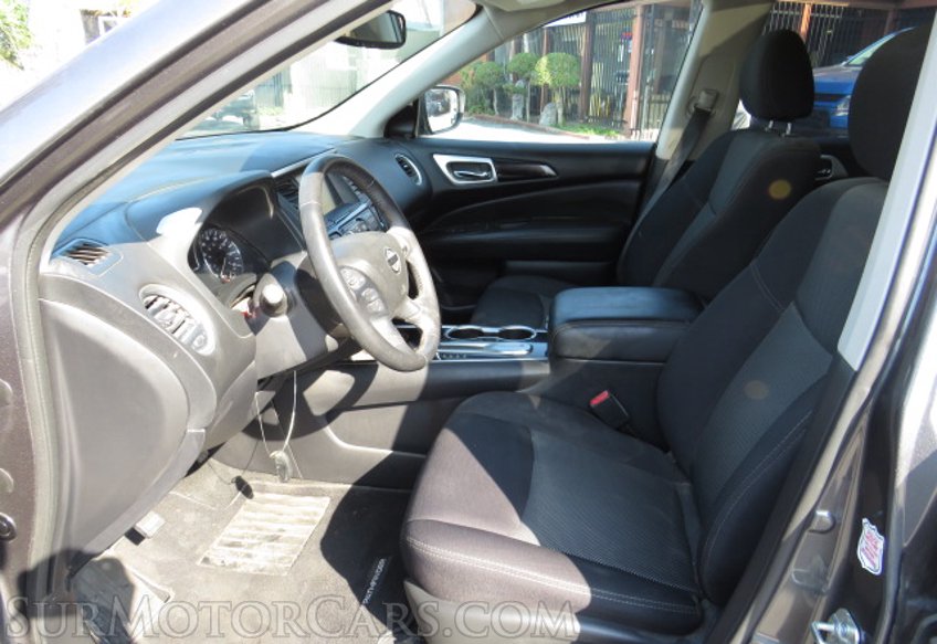 2019 Nissan Pathfinder - Image 31