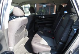 2019 Nissan Pathfinder - Image 24