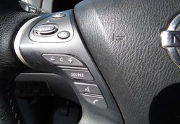 2019 Nissan Pathfinder - Image 38