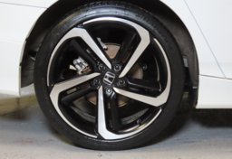 2021 Honda Accord - Image 18