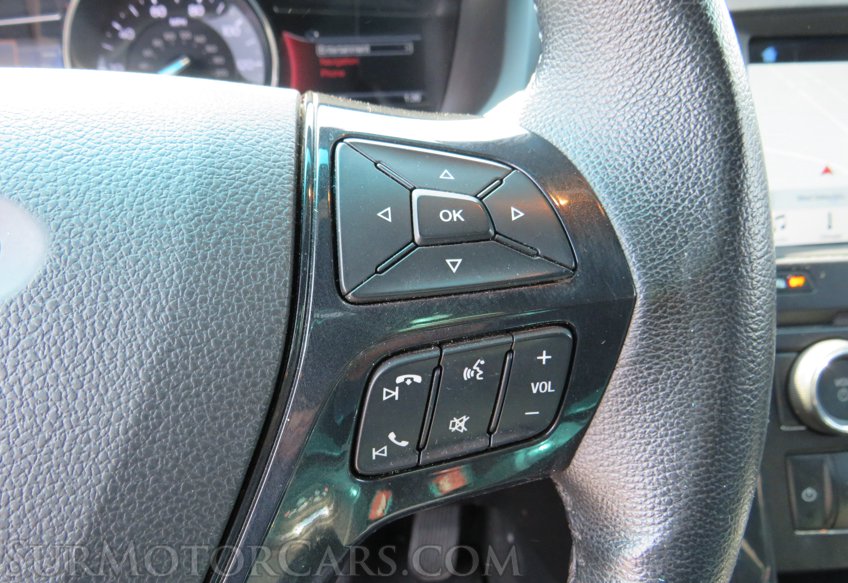 2017 Ford Explorer - Image 35