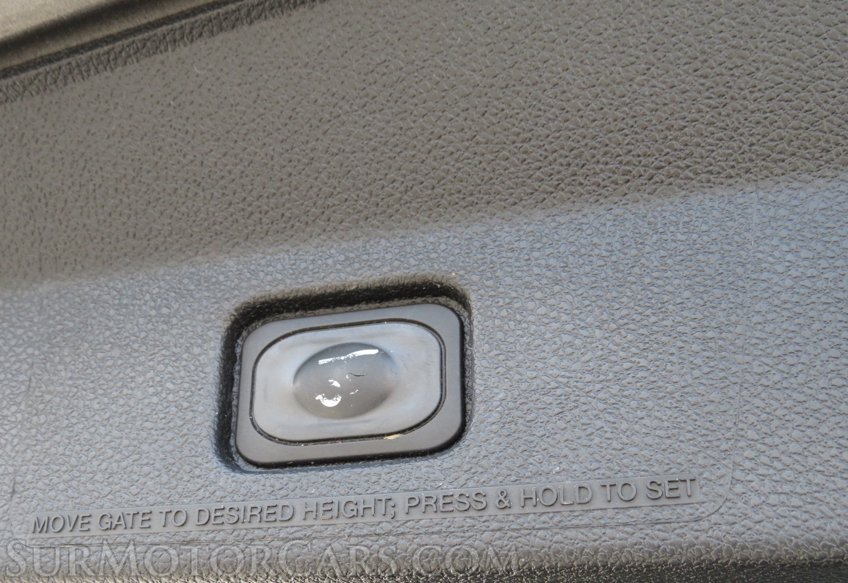 2017 Ford Explorer - Image 42