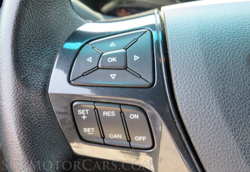 2017 Ford Explorer - Image 33