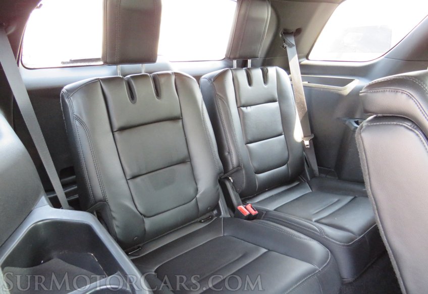 2017 Ford Explorer - Image 27