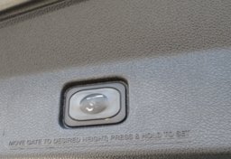 2017 Ford Explorer - Image 42