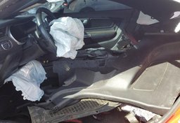 2018 Ford Mustang - Image 8