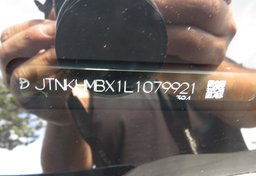 2020 Toyota C-HR - Image 47