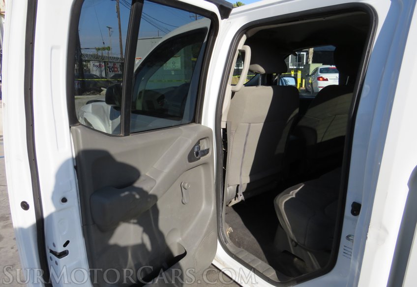 2019 Nissan Frontier - Image 21