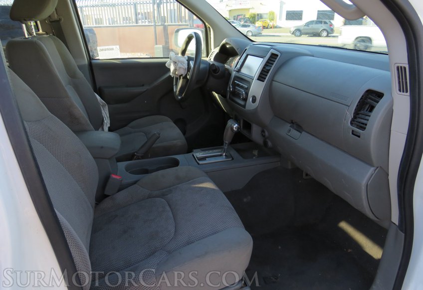 2019 Nissan Frontier - Image 26