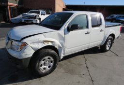 2019 Nissan Frontier - Image 2