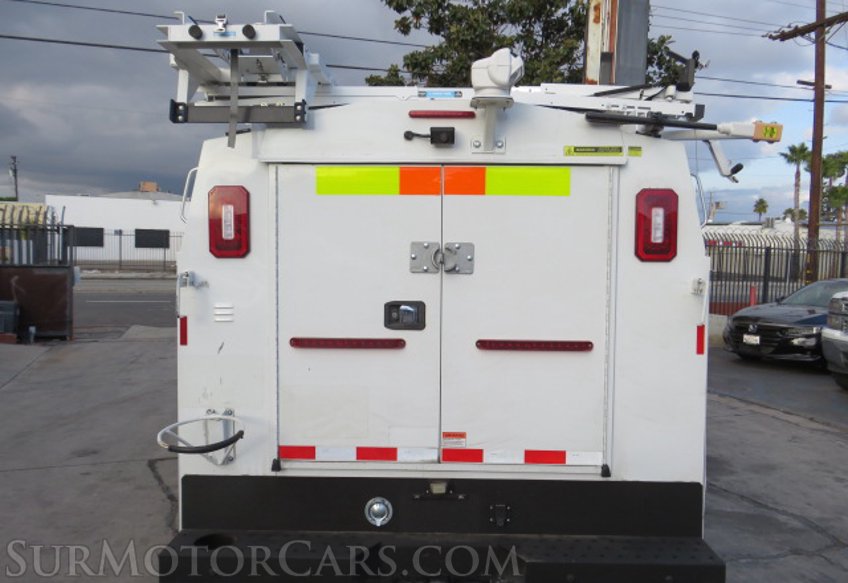 2019 Ford Super Duty F-350 SRW - Image 12