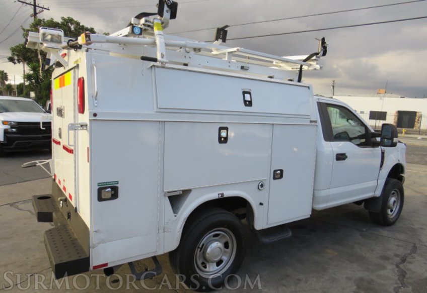 2019 Ford Super Duty F-350 SRW - Image 8