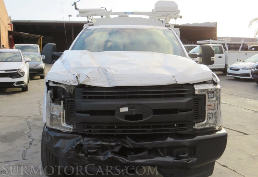 2019 Ford Super Duty F-350 SRW - Image 11