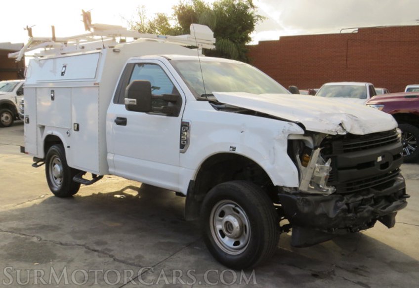 2019 Ford Super Duty F-350 SRW - Image 4