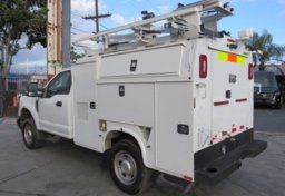 2019 Ford Super Duty F-350 SRW - Image 9