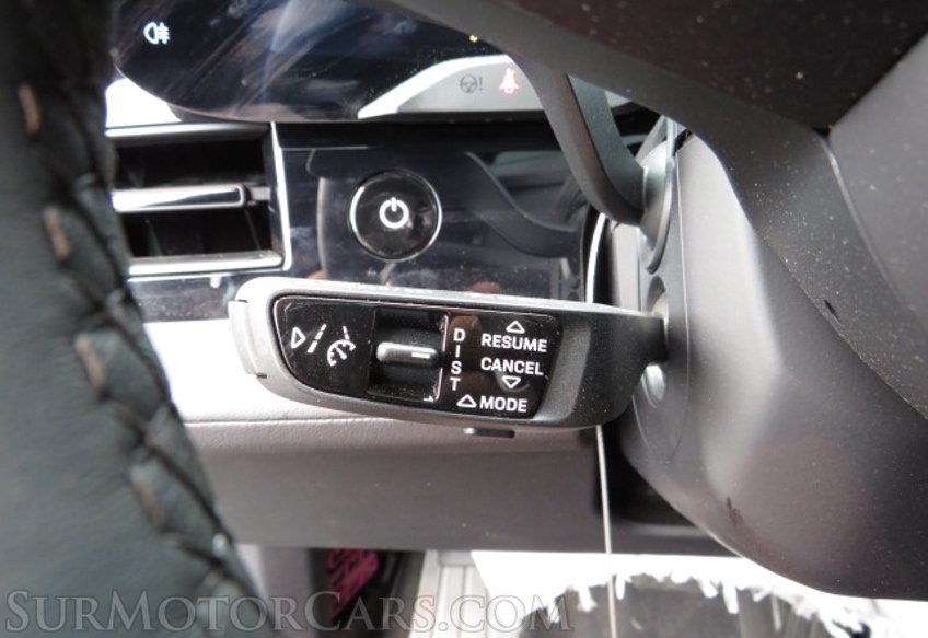 2021 Porsche Taycan - Image 38