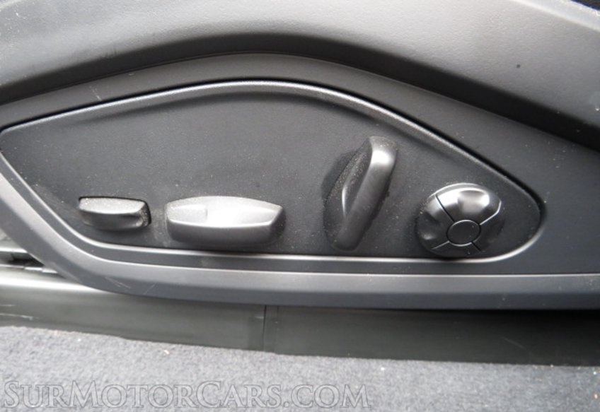 2021 Porsche Taycan - Image 49