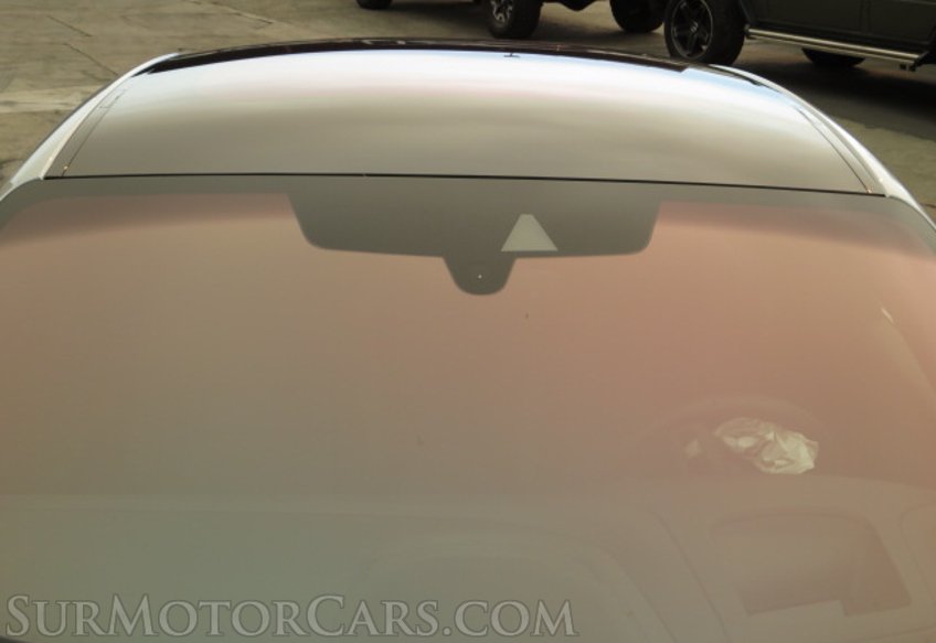 2021 Porsche Taycan - Image 16