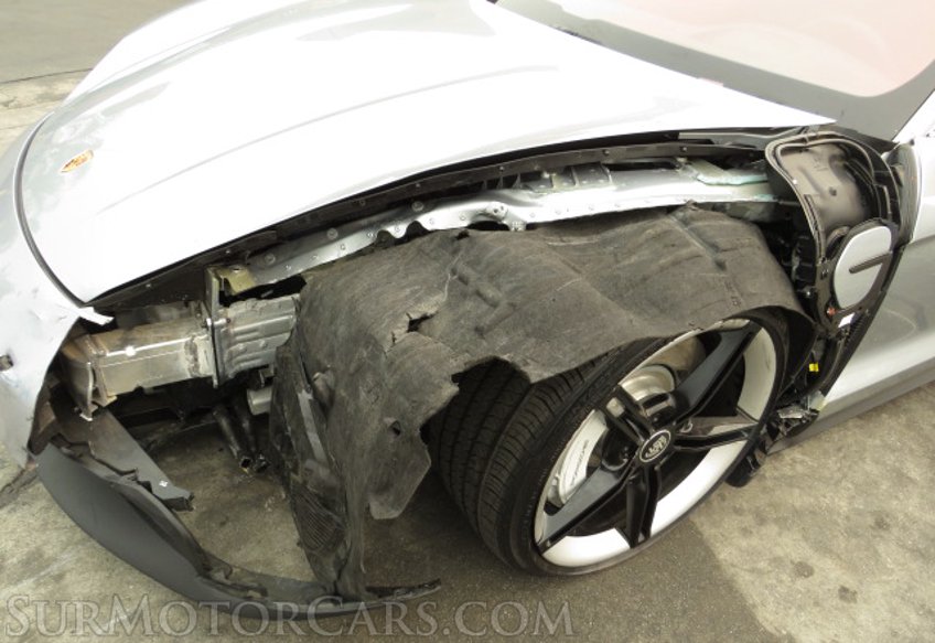 2021 Porsche Taycan - Image 13