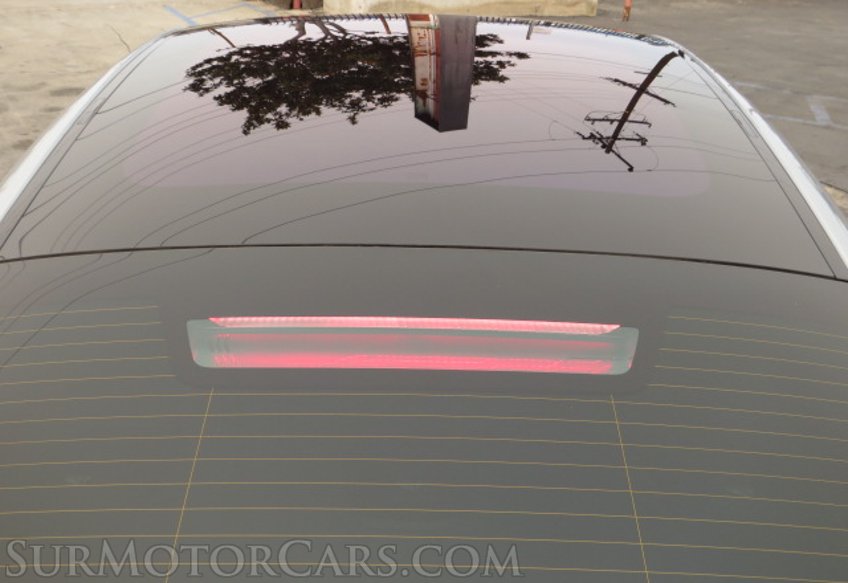 2021 Porsche Taycan - Image 17