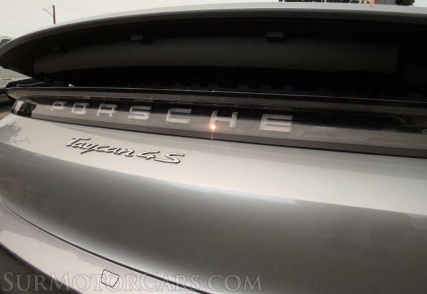 2021 Porsche Taycan - Image 19