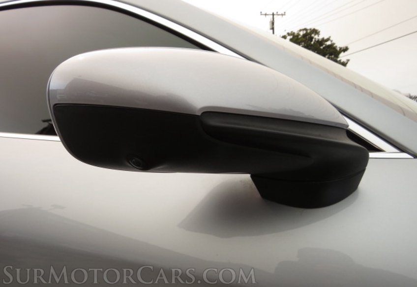 2021 Porsche Taycan - Image 14