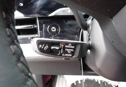 2021 Porsche Taycan - Image 38