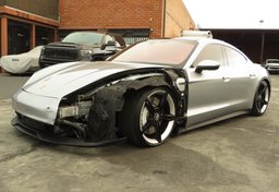 2021 Porsche Taycan - Image 4