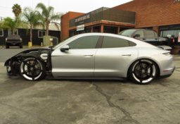 2021 Porsche Taycan - Image 10